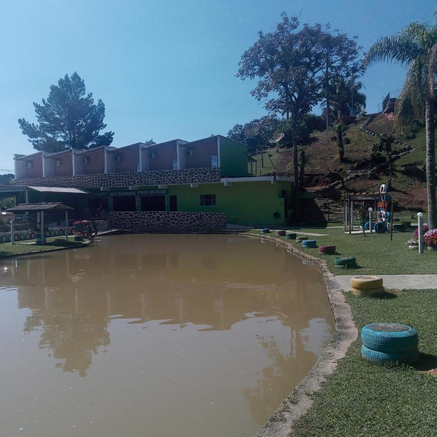 Pesqueiro Restaurante E Pousada Pingo De Ouro Piedade  Exteriör bild
